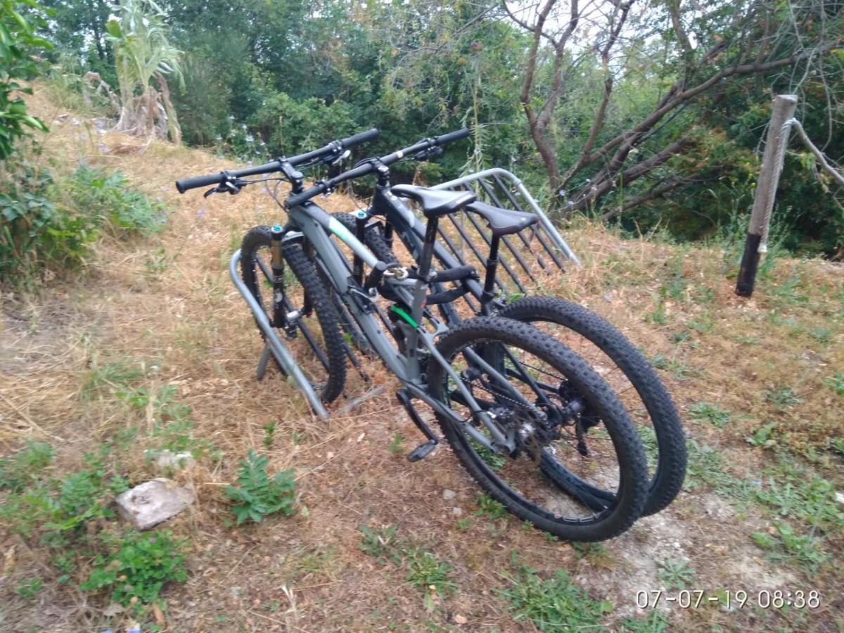 مبيت وإفطار فينالي ليغوري Segni E Impronta المظهر الخارجي الصورة